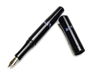Model 19 Fountain Pen - Black & Smoke