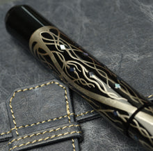 Load image into Gallery viewer, Model 40 Panther Diamondtree LE FP