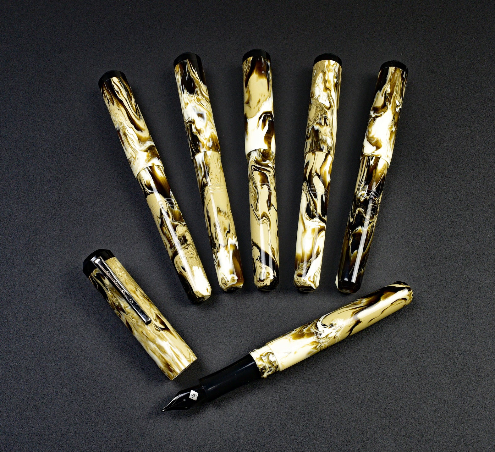 Model 31 Omnis Fountain Pen - Cold Brew SE – Franklin-Christoph