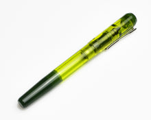 Load image into Gallery viewer, Model 55 Pentium Fountain Pen - Olivae Vintage Green