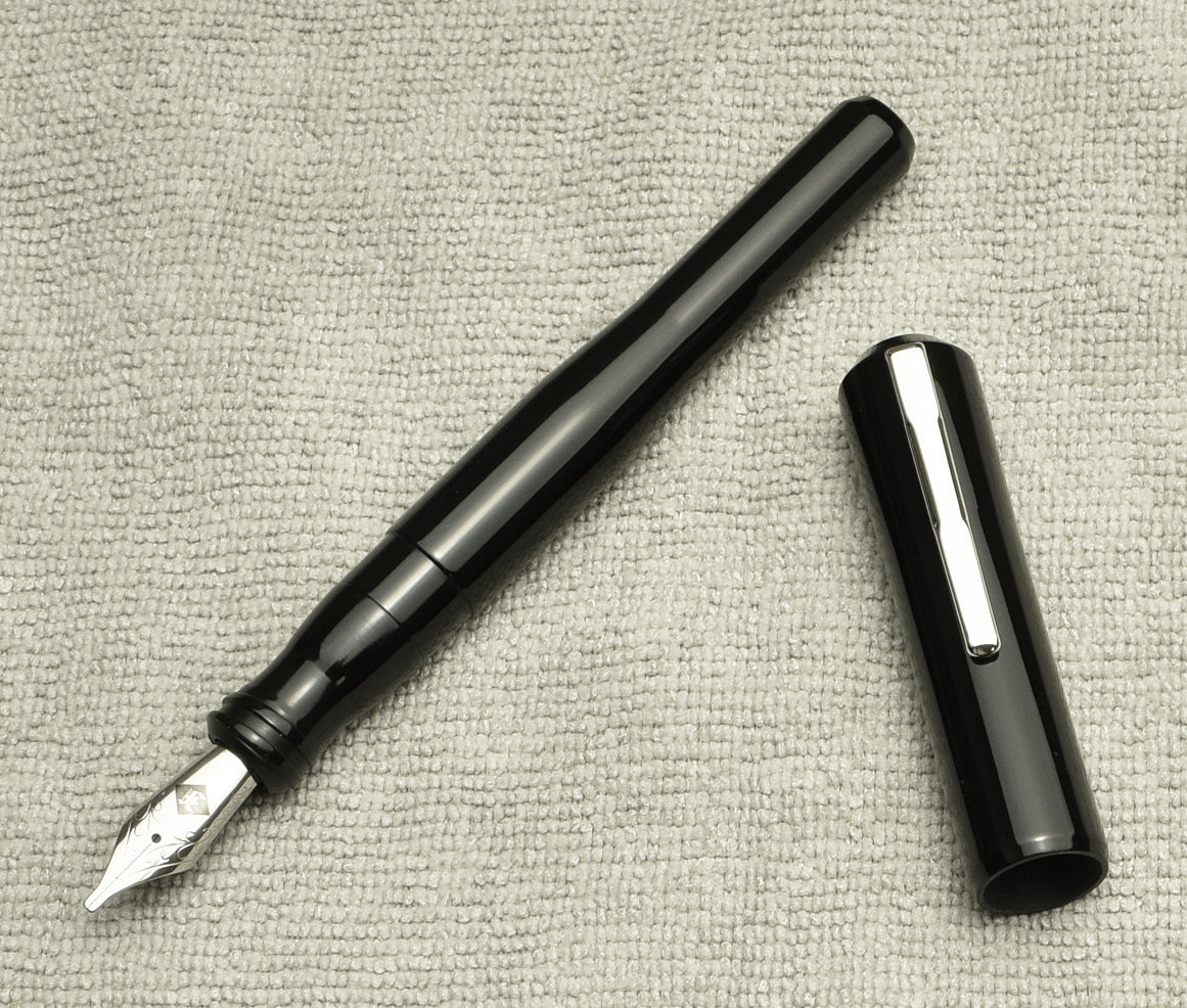 ぺんページ Slick Writer Pen Fine ZIG Photo Signature Marker Black 12pk