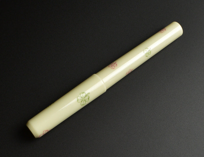 Model 03 Modified FP - Pistachio with 4 Leaf Olive Red