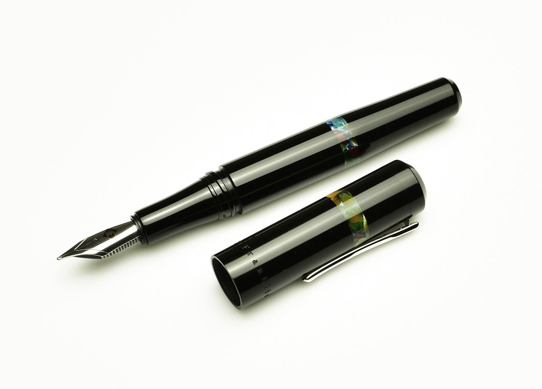 Model 19 Fountain Pen - Black Cathedral