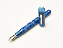 Load image into Gallery viewer, Model 20 Marietta Fountain Pen - Orchid Blue