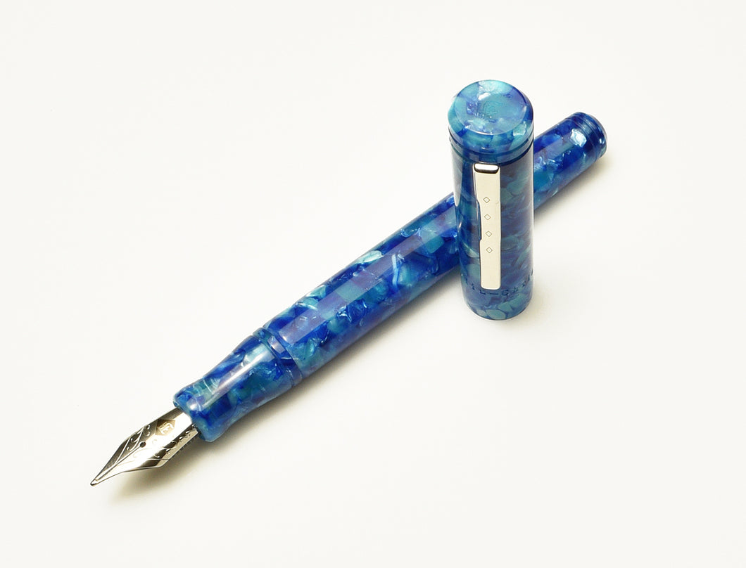 Model 20 Marietta Fountain Pen - Orchid Blue