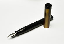 Load image into Gallery viewer, Model 20 Marietta Fountain Pen - Gold Rising