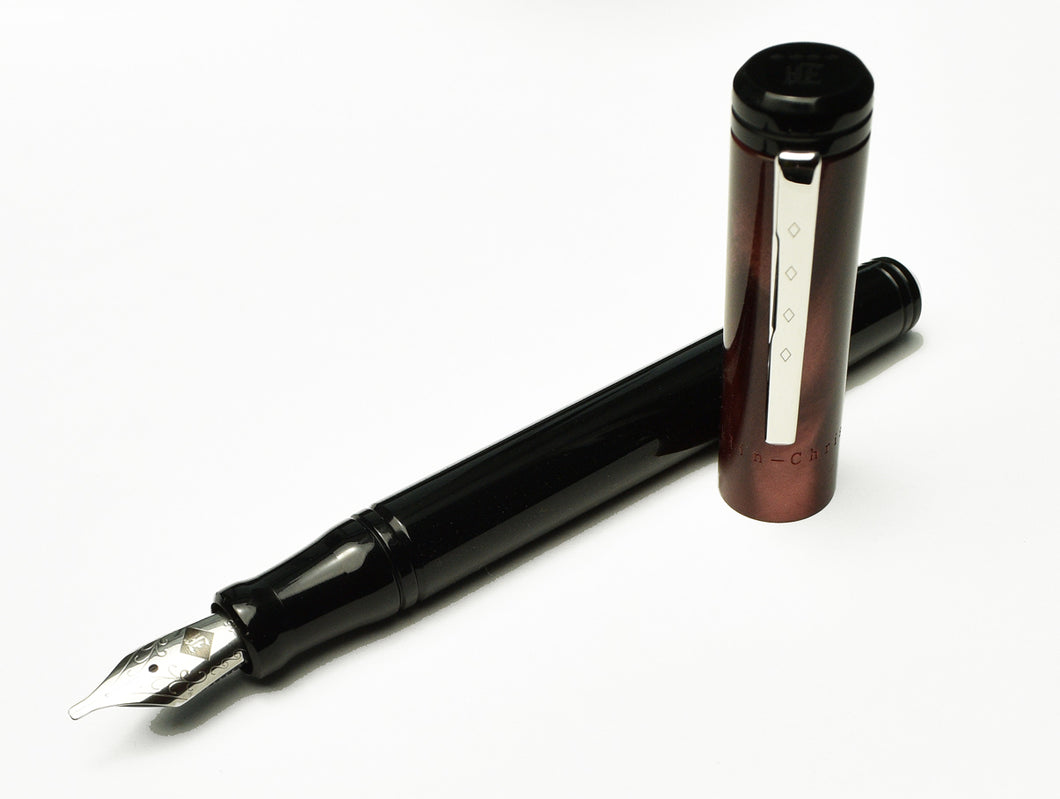 Model 20 Marietta Fountain Pen - Sangria