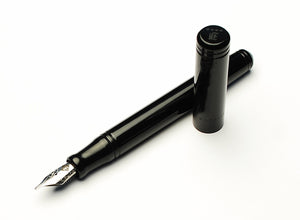 Model 20 Marietta Fountain Pen - Classic Black