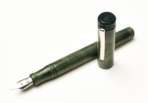 Model 20 Marietta Fountain Pen - Diamondcast Green