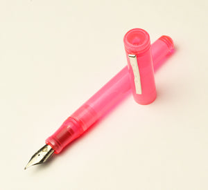 Model 20 Marietta Fountain Pen - Salmon Glow SE