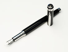 Load image into Gallery viewer, Model 28 Libertas Fountain Pen - Classic Black