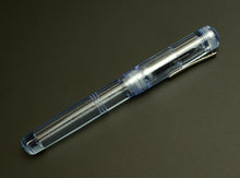 Load image into Gallery viewer, Model 31 Omnis Fountain Pen - Arctic Ice SE