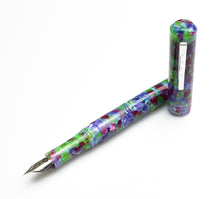 Load image into Gallery viewer, Model 31 Omnis Fountain Pen - Gemstone