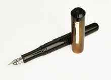 Load image into Gallery viewer, Model 31 Omnis Fountain Pen - Gold Rising