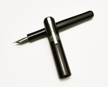 Load image into Gallery viewer, Model 40 Panther Fountain Pen - Black &amp; Diamondcast Green