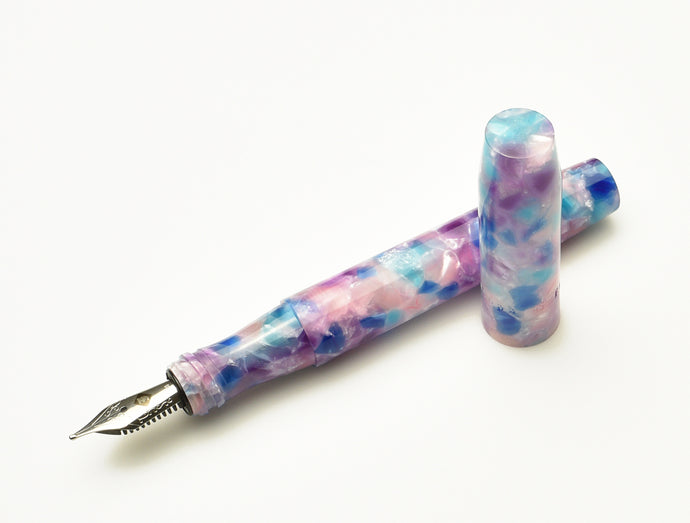 Model 45 Fountain Pen - Candystone