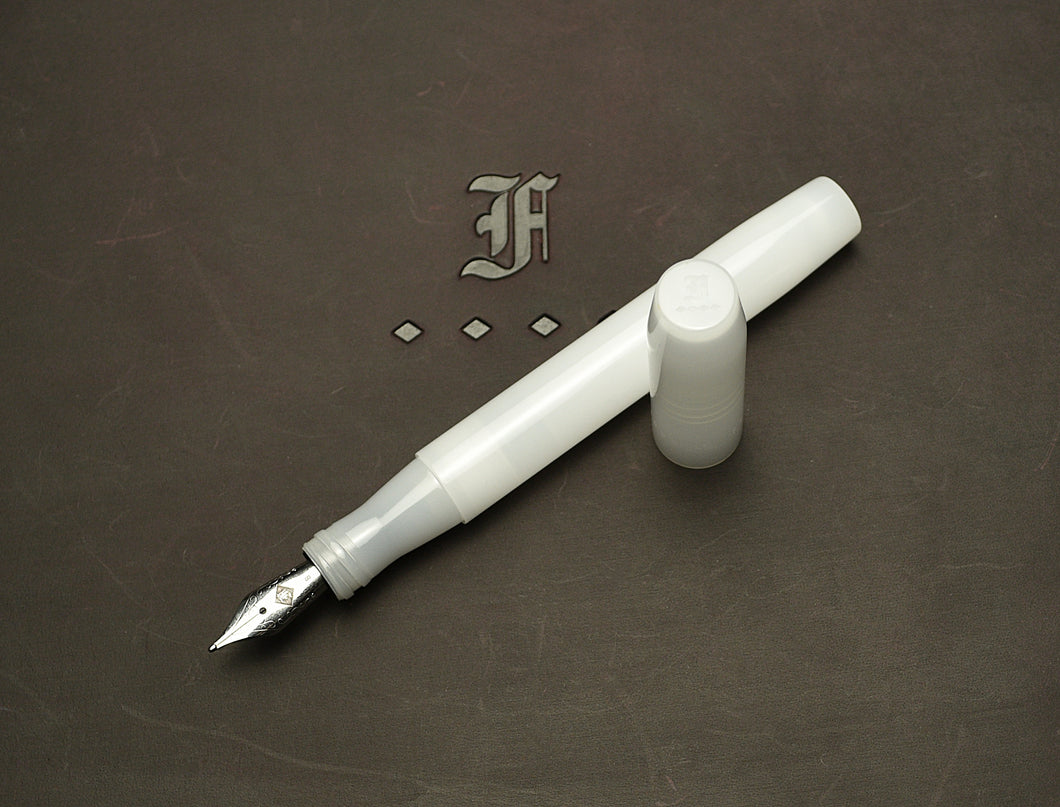 Model 45L Fountain Pen - Ghost