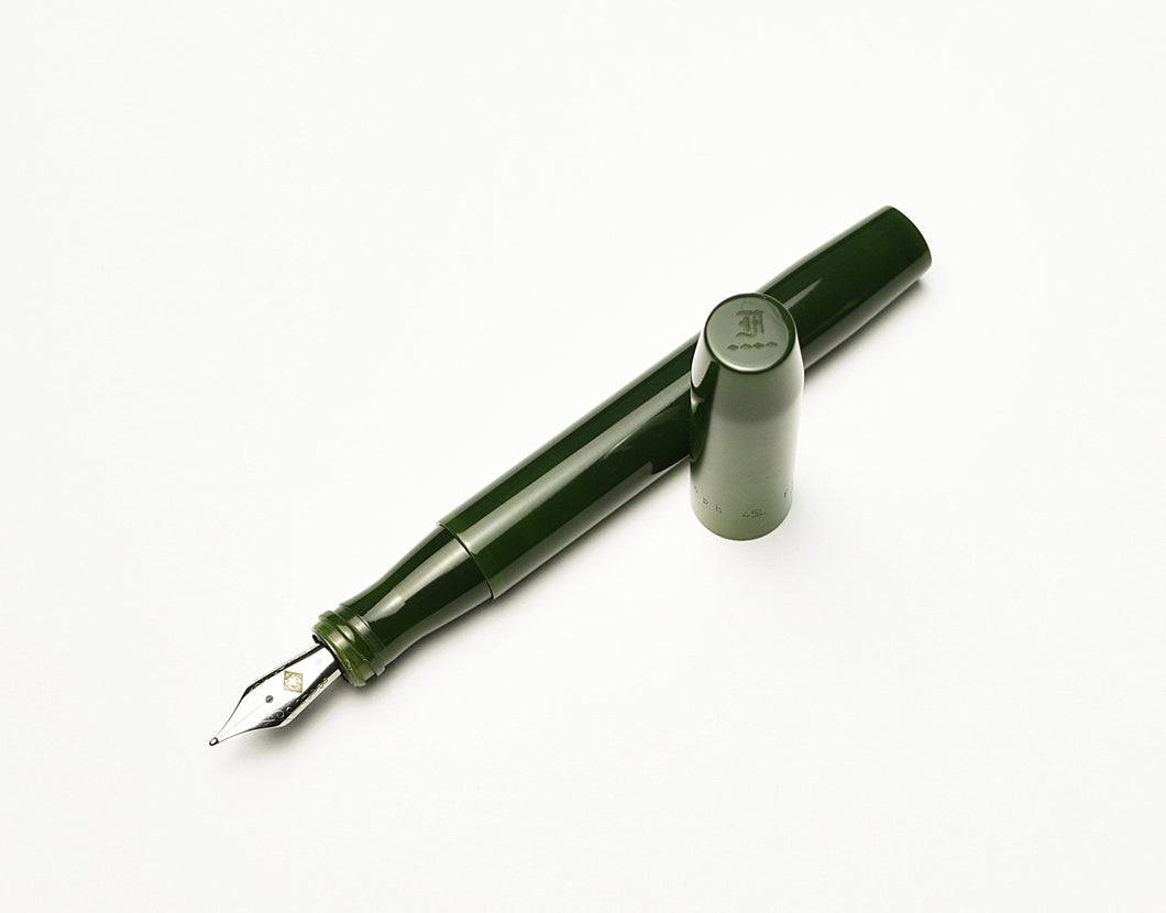 Model 45L Fountain Pen - Vintage Green