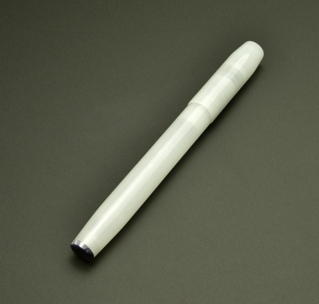 Model 45XL Fountain Pen- Ghost & Smoke SE