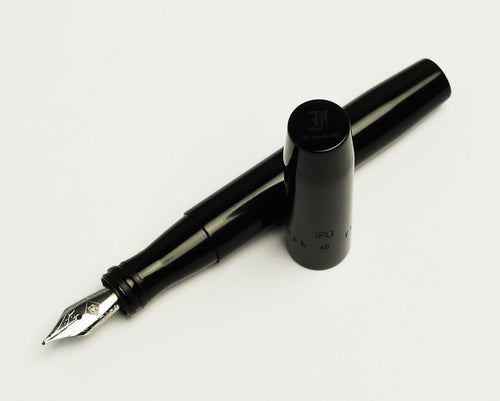 Model 45 Fountain Pen - Classic Black