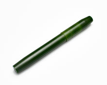 Load image into Gallery viewer, Model 46 Fountain Pen - Matte Vintage Green