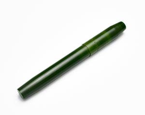 Model 46 Fountain Pen - Matte Vintage Green