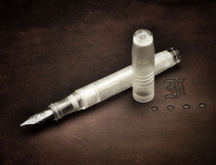 Model 46 Fountain Pen - Solid Ice