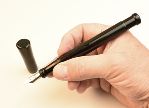 Model 50 Grandis Fountain Pen - Solid Black