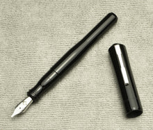 Load image into Gallery viewer, Model 02 Intrinsic Fountain Pen - Solid Black