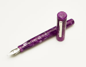 Model 20 Marietta Fountain Pen - Pearlple