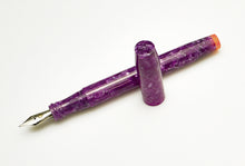 Load image into Gallery viewer, Model 45XL Fountain Pen - Pearlple &amp; Orange Crush SE