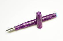 Load image into Gallery viewer, Model 46L Fountain Pen - Pearlple &amp; Turqish SE