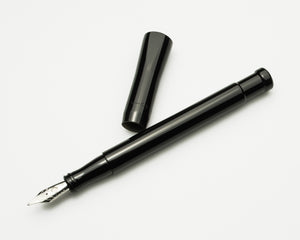 Model 50 Grandis Fountain Pen - Solid Black