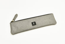 Load image into Gallery viewer, Zippered Single Pen Pouch