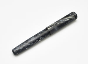 Model 20p Fountain Pen - Matte Charcoal & Creme' SE