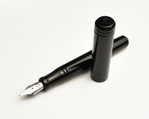 Model 20p Fountain Pen - Classic Black