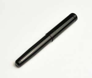 Model 20p Fountain Pen - Classic Black
